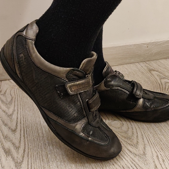 Nero Gardini (Italy) Genuine Leather Sneakers - Picture 2 of 10